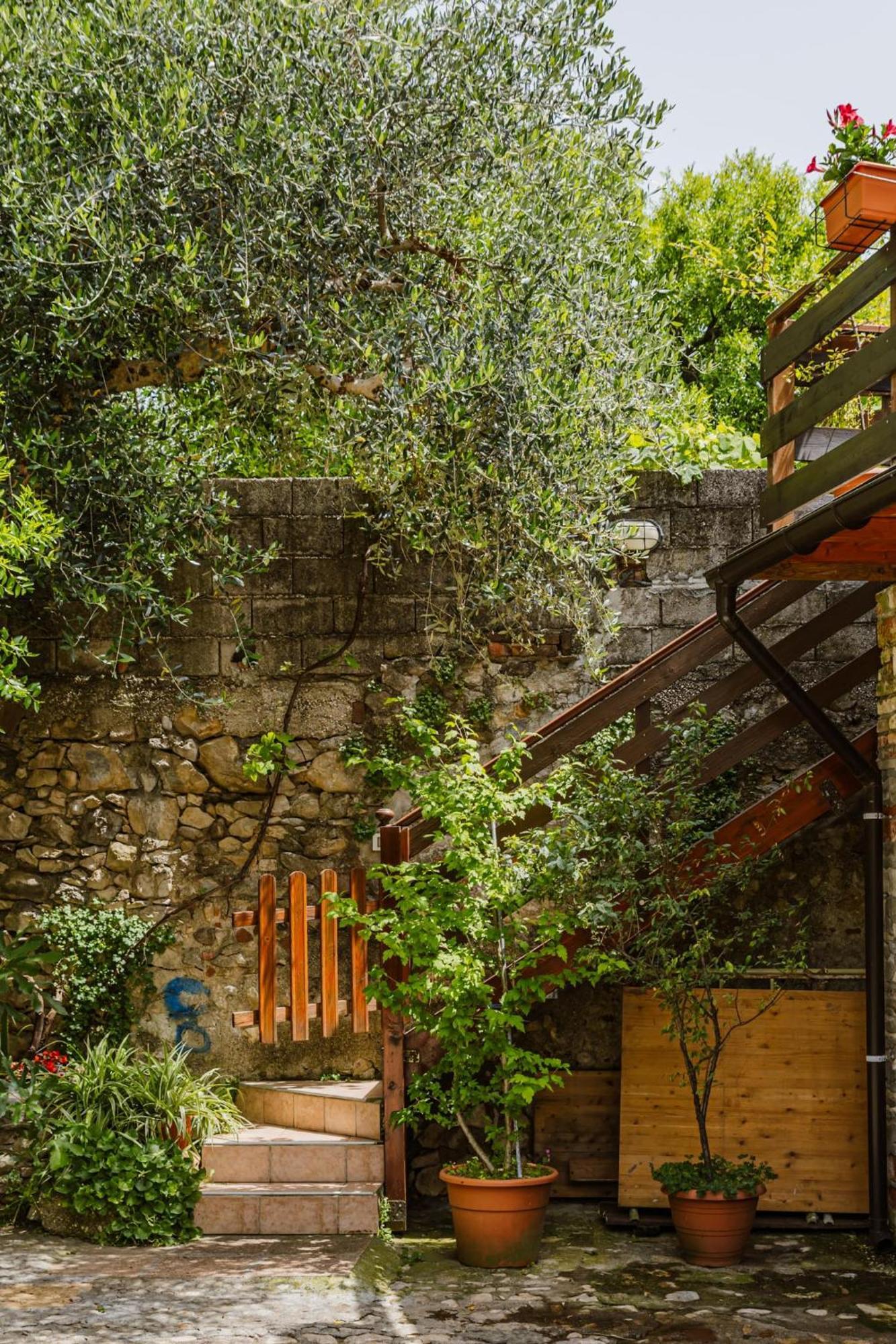 Apartamento Cozy Castello Manerba del Garda Exterior foto