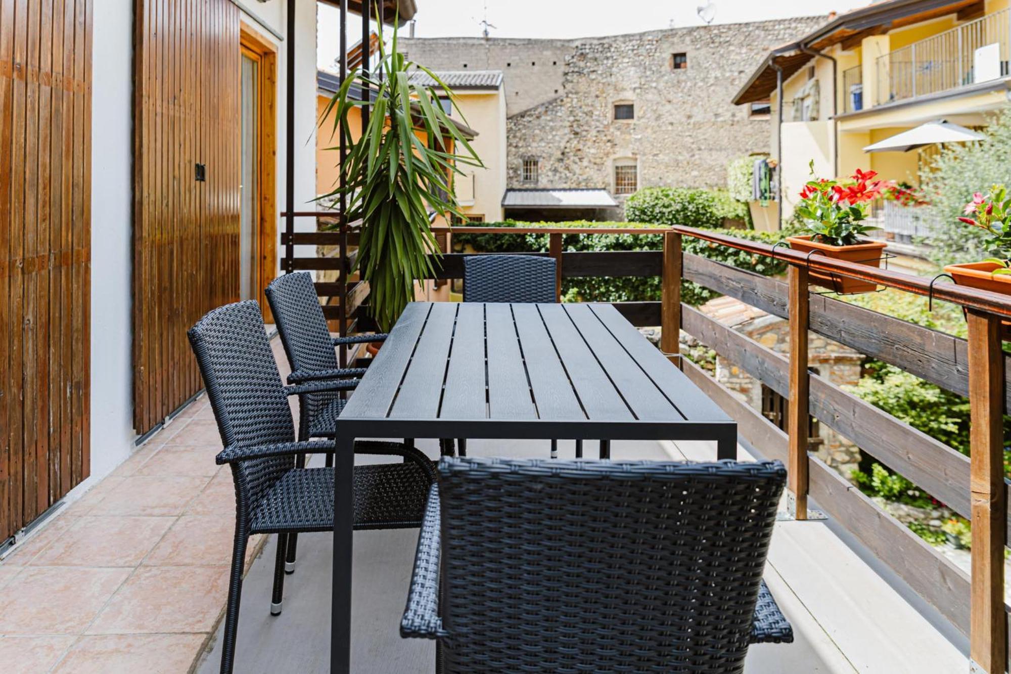 Apartamento Cozy Castello Manerba del Garda Exterior foto