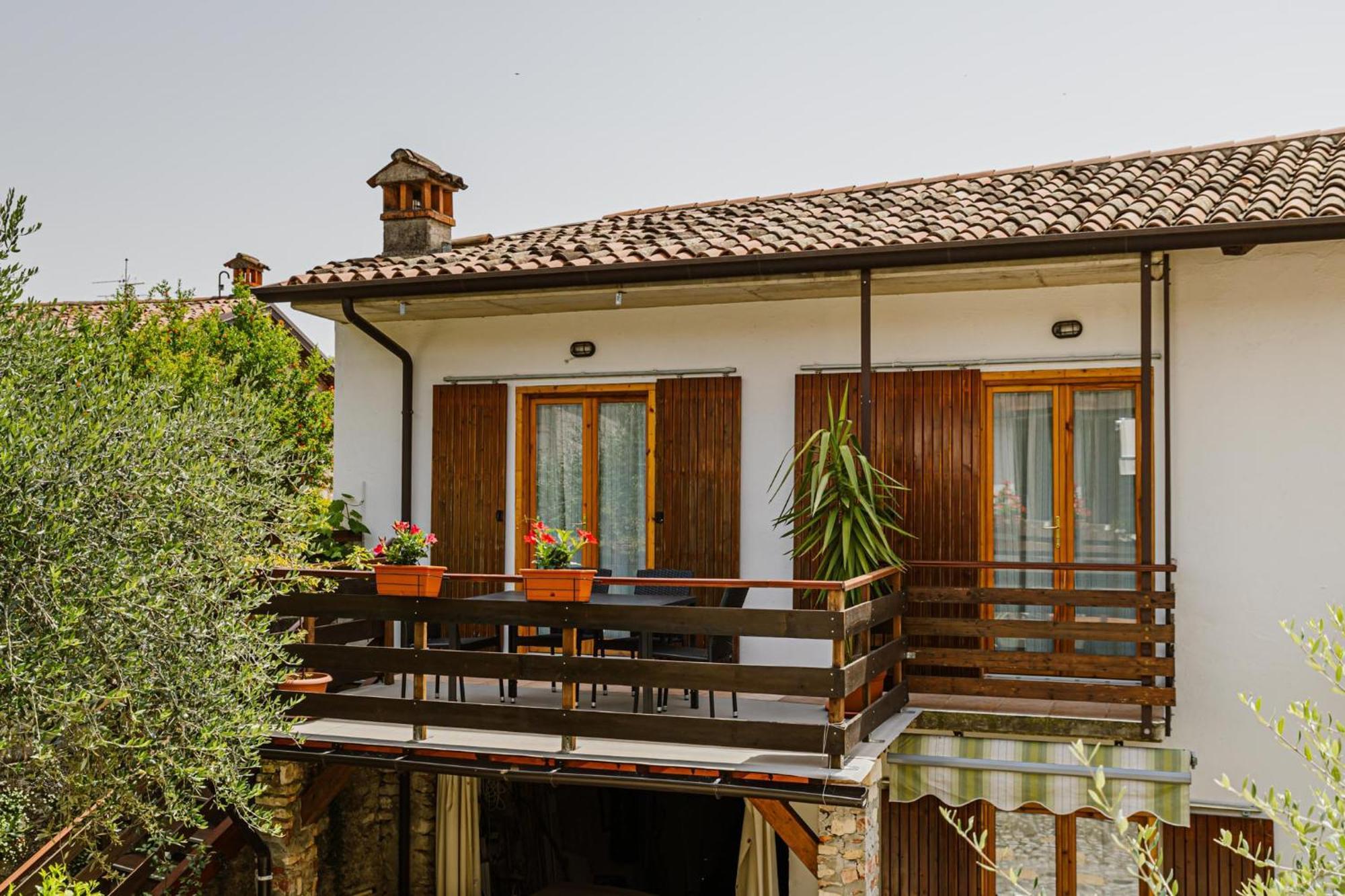 Apartamento Cozy Castello Manerba del Garda Exterior foto