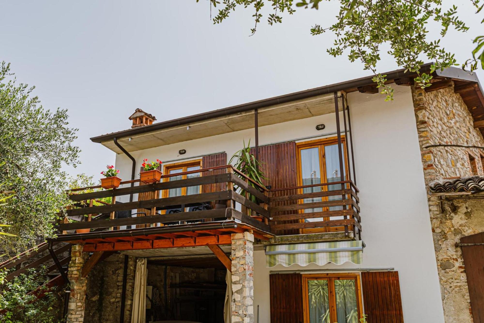 Apartamento Cozy Castello Manerba del Garda Exterior foto
